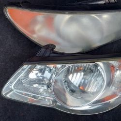  Hyundai elantra 2010 Headlights