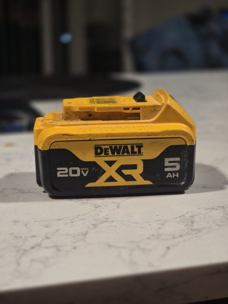 DeWALT 20V MAX XR 5Ah Battery