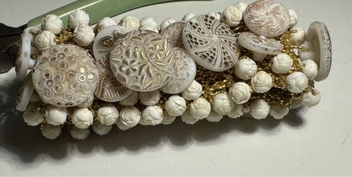 Vintage-Button Bracelet