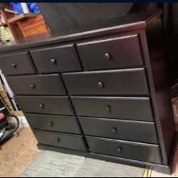 Dresser 9 Drawers 100% Pinewood 🌲