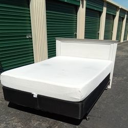 FULL METAL BED FRAME WITH HEADBOARD BOX SPRINGS  AND MATTRESS 