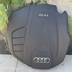 2018 Audi A6 Engine Cover 