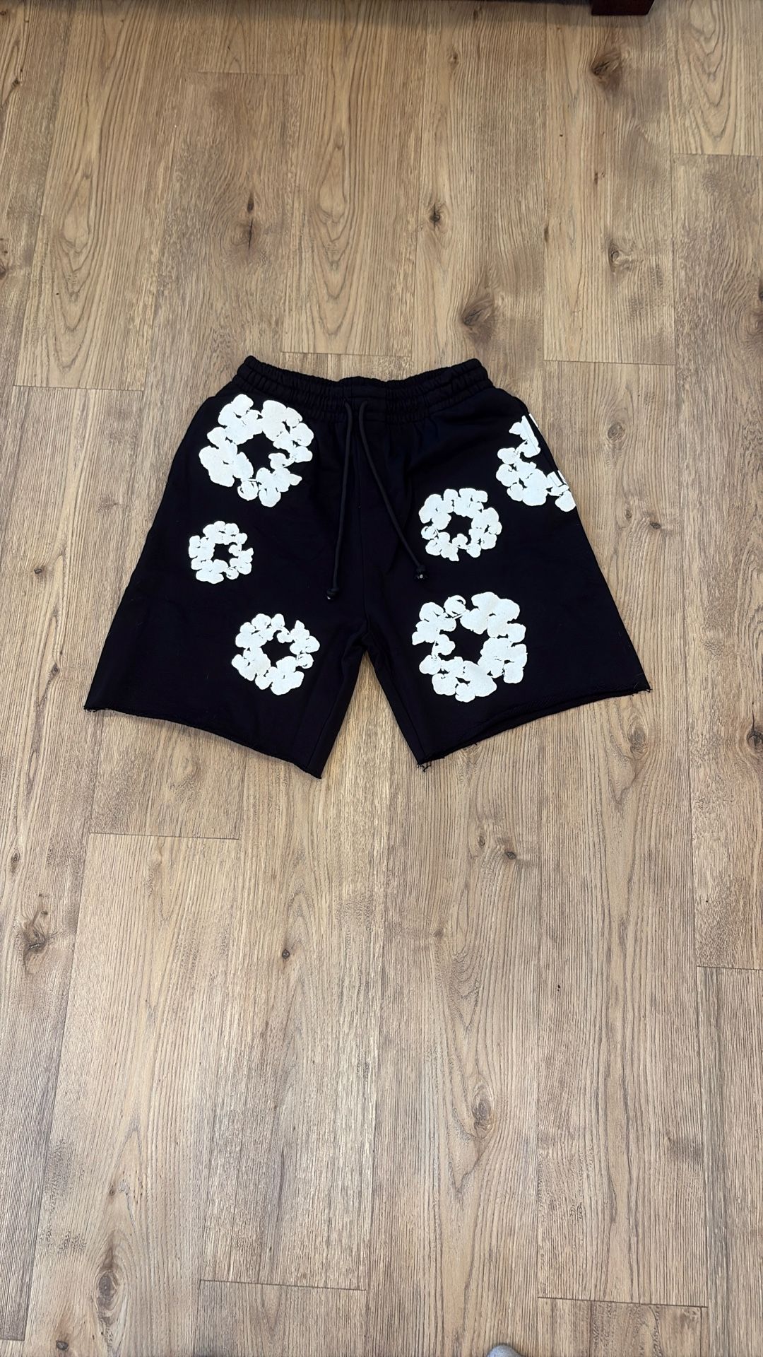 Denim Tear Shorts (MEDIUM) Black And White