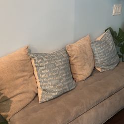 Ottoman With Storage 