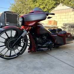 2017 Harley Davidson Street glide