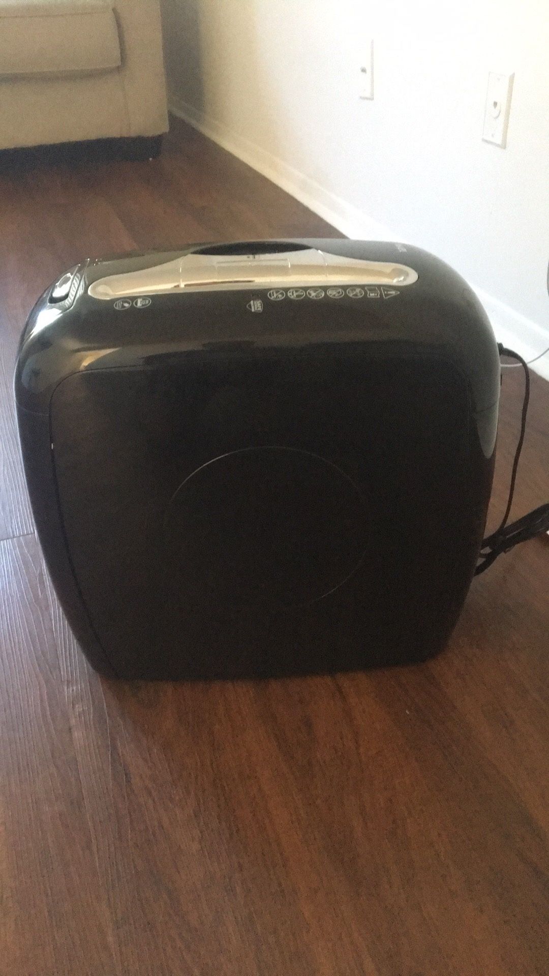 Fellowes Shredder Machine