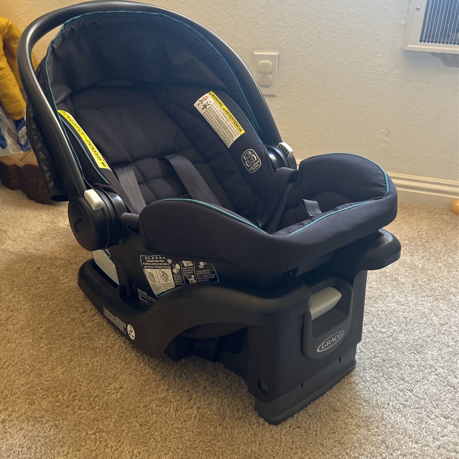 Infant Car Seat Graco - 2 Bases