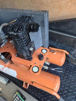 Compresor de Aire de Gasolina RIDGID de 9 Galones (Tipo Carretilla) – Con Motor Honda GX160