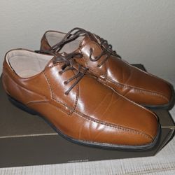 Boys Size 5.5 Horsheim Dress Shoes