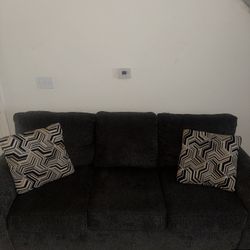 Sofa MADE BY: AFFORDABLE FURNITURE