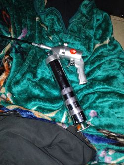 Husky Air Powered Grease Gun