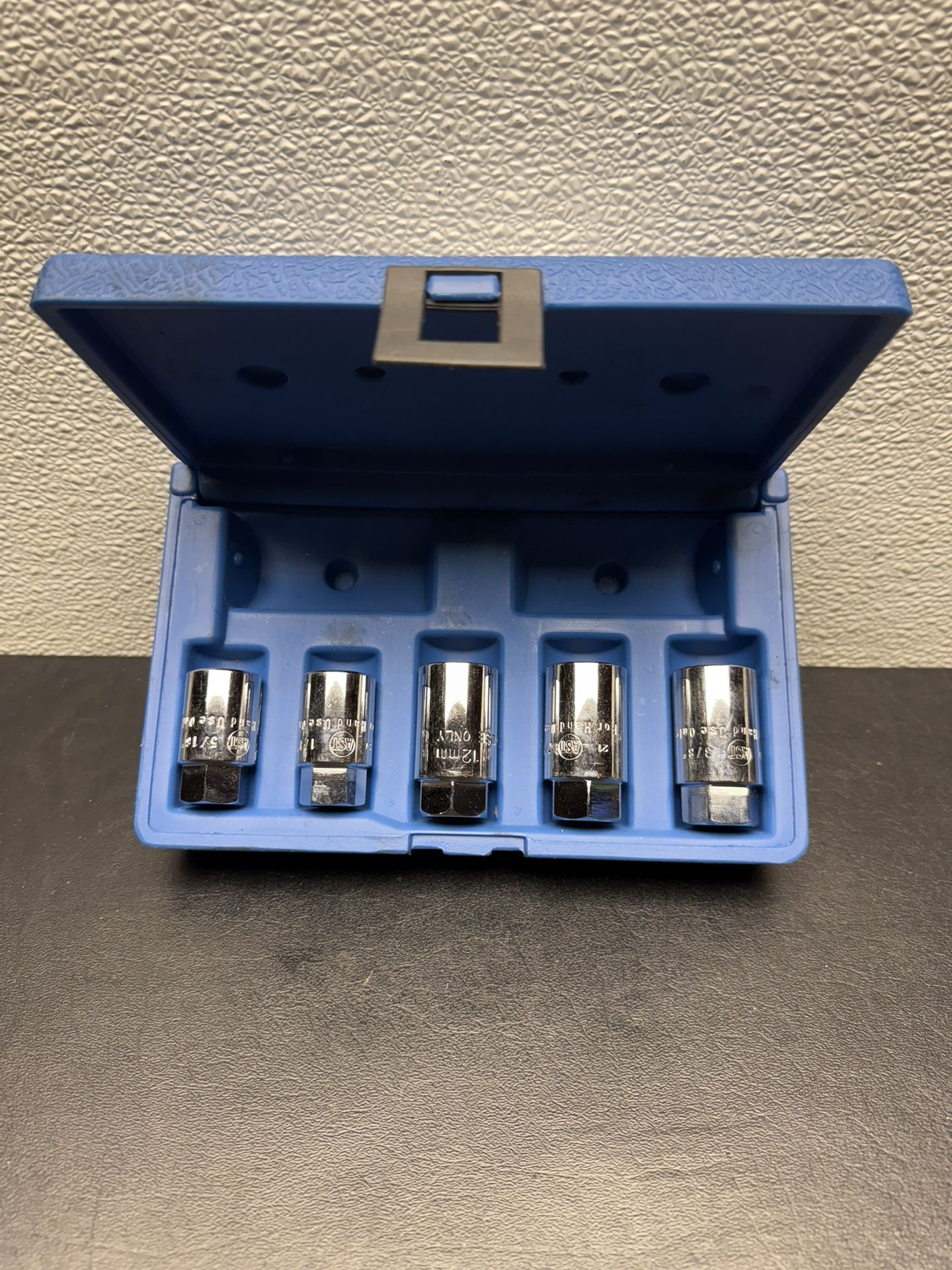 AST Stud Extractor Removal Tool Set