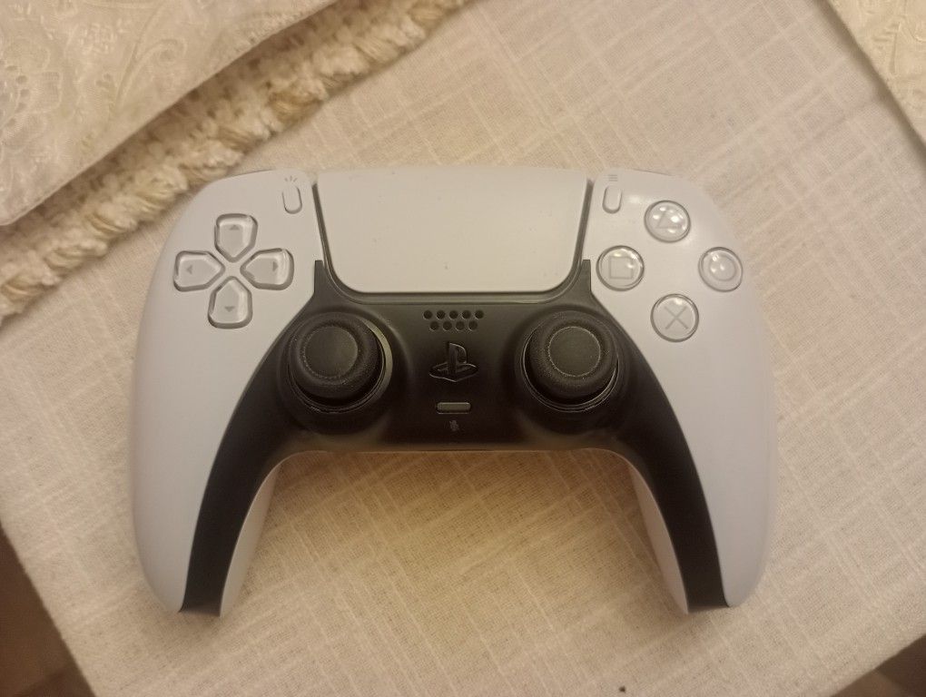 PlayStation 5 Controller