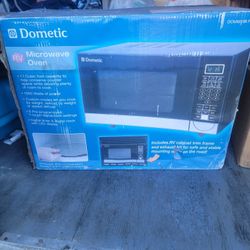 Dometic Microwave oven for Rv