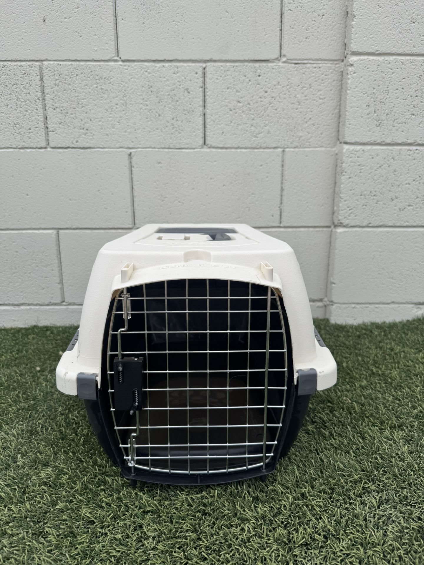Small Dog Kennel