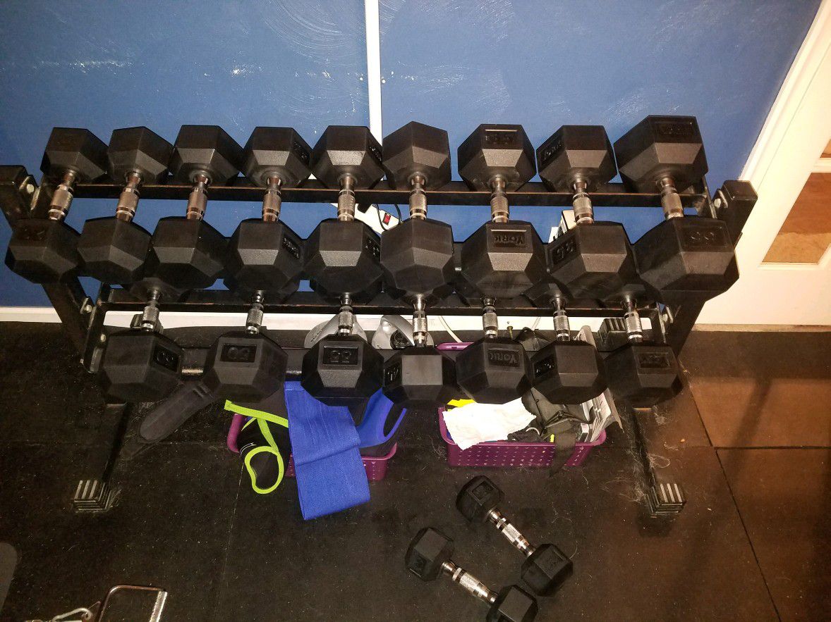 Dumbbell rack with weights