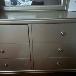 Dresser And Bed Frame 