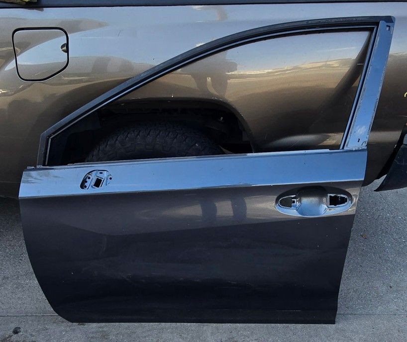 2018 2019 2020 2021 2022 SUBARU CROSSTREK LEFT DRIVER FRONT DOOR