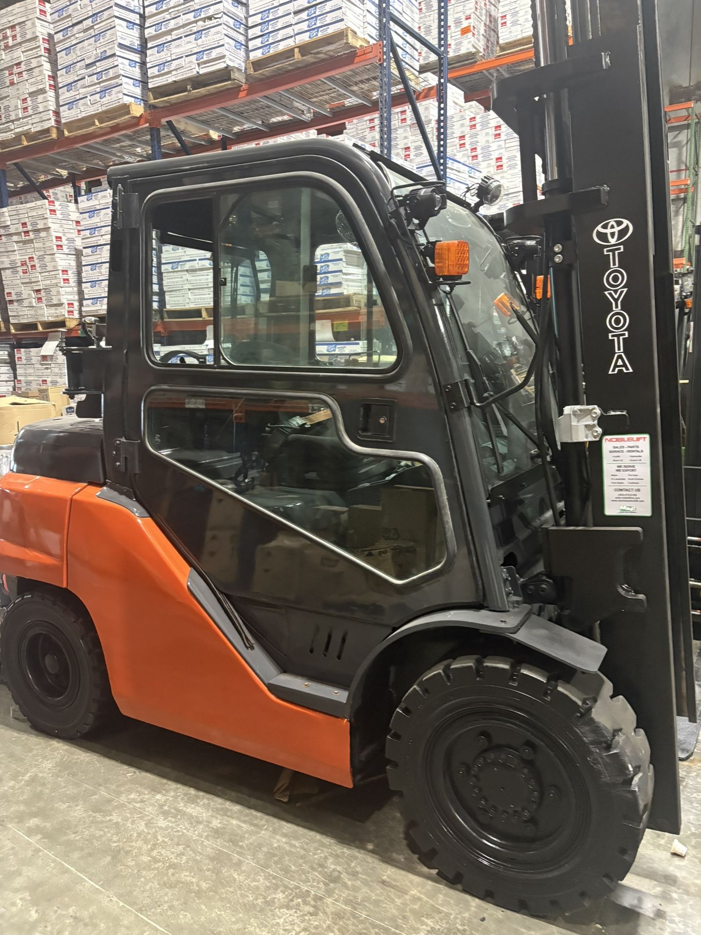 7,000 Lb Closed Cabin Forklift All terrain Tires 2020