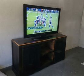 Stand and Plasma tv