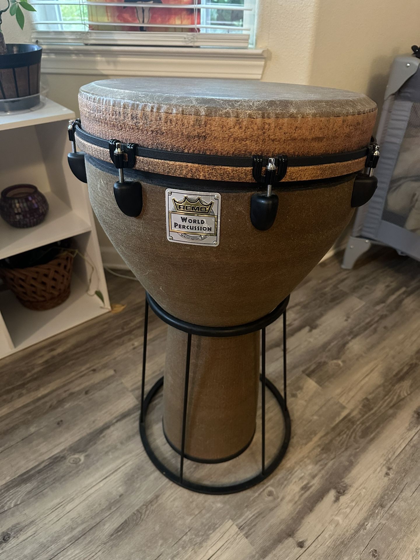🎵 Remo 16” World Percussion Djembe – Made in USA + Stand