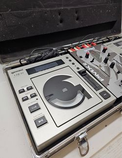 Gemini PMX 40, CDJ 10 x 2, Professional Sound Mixing Equipment w/Hard Case