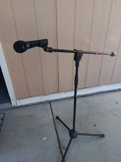 Microphone &stand $30