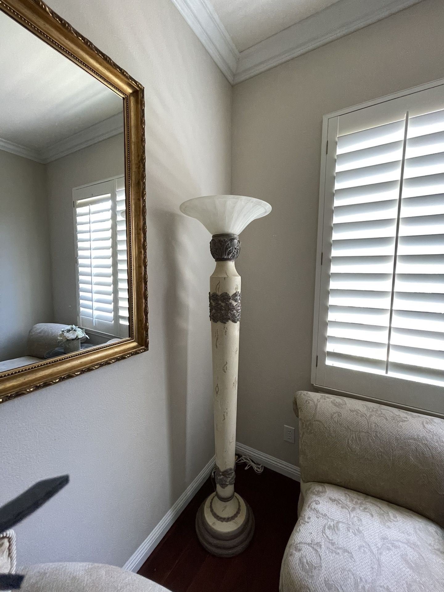 Unique Stand Lamp , Ivory Color  In 74 Inches Tall. 