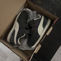 Puma Toddler Shoes /Grey