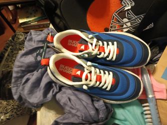 Brand new size 5 kids blue tennishoes