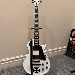 ESP LTD JAMES HETFIELD Signature Iron cross Electric Guitar Snow