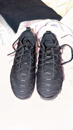Nike Air VaporMax Plus Triple Black Sneakers