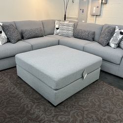 Large Grey Modular Sectional! 