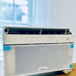 BRAND NEW Midea 12k BTU Smart Inverter, Ultra Quiet & Efficient Air Conditioning Unit.