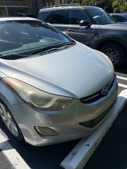 2012 Hyundai Elantra