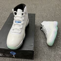 Jordan 11 Retro “Legend Blue” (GS) Sizes 4Y / 5Y / 5.5Y / 6Y / 6.5Y / 7Y IN HAND BRAND NEW
