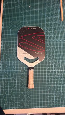Tiger Luxx Pickleball Paddle
