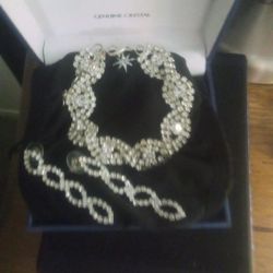 Brilliance Genuine Crystal Infinity Bracelet & Earrings