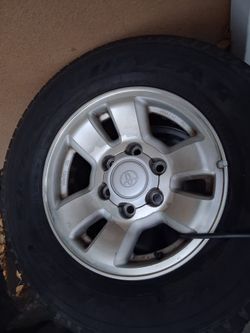Toyota OEM Alloy Wheel with Tire