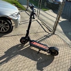 Qiewa Electric Scooter 