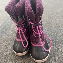 Sorel winter boots Yoot pac - purple size 2