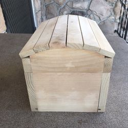 Unfinished Wooden Box 