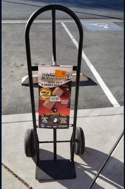 Milwaukee 800 lb. Capacity D-Handle Hand Truck