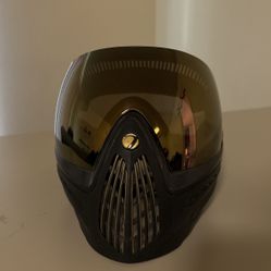 Dye I4 Black And Gold Mask 