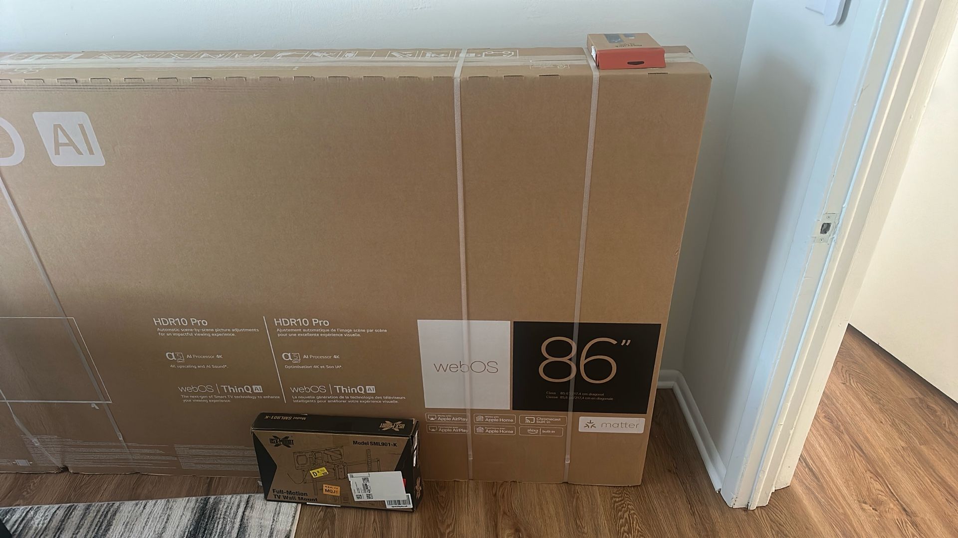 86 Inch Tv LG With Mount And Fire stick