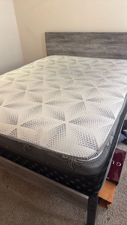 Mattress queen size