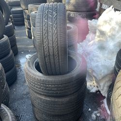 245/50R19 Bridgestone run flat 245/50/19 set of 4 used matching tires in great condition. 300$ for 4 tires plus tax.  Mount available but not included