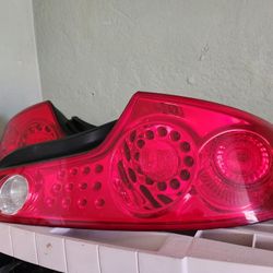 2003-2005 Infiniti G35 Tail Light Set OEM