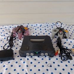 Nintendo 64 with 2 controllers and 1 memory card