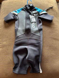 New Youth Wetsuit, knee length, size 12